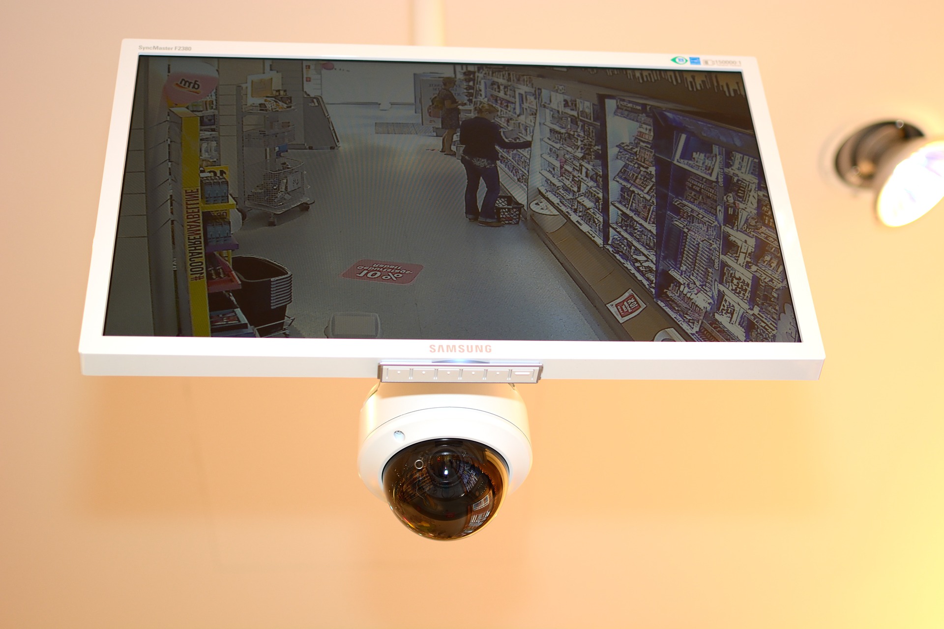 Retail Stores Are Now Using Facial Recognition to Catch Shoplifters