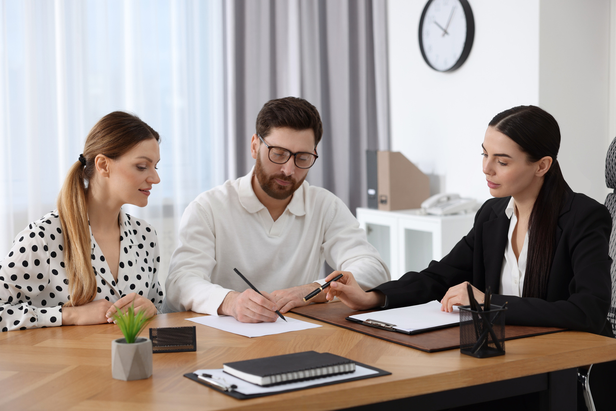 Are There Penalties for Notary Violations in Florida?